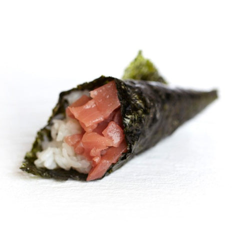 temaki peau de saumon grillée